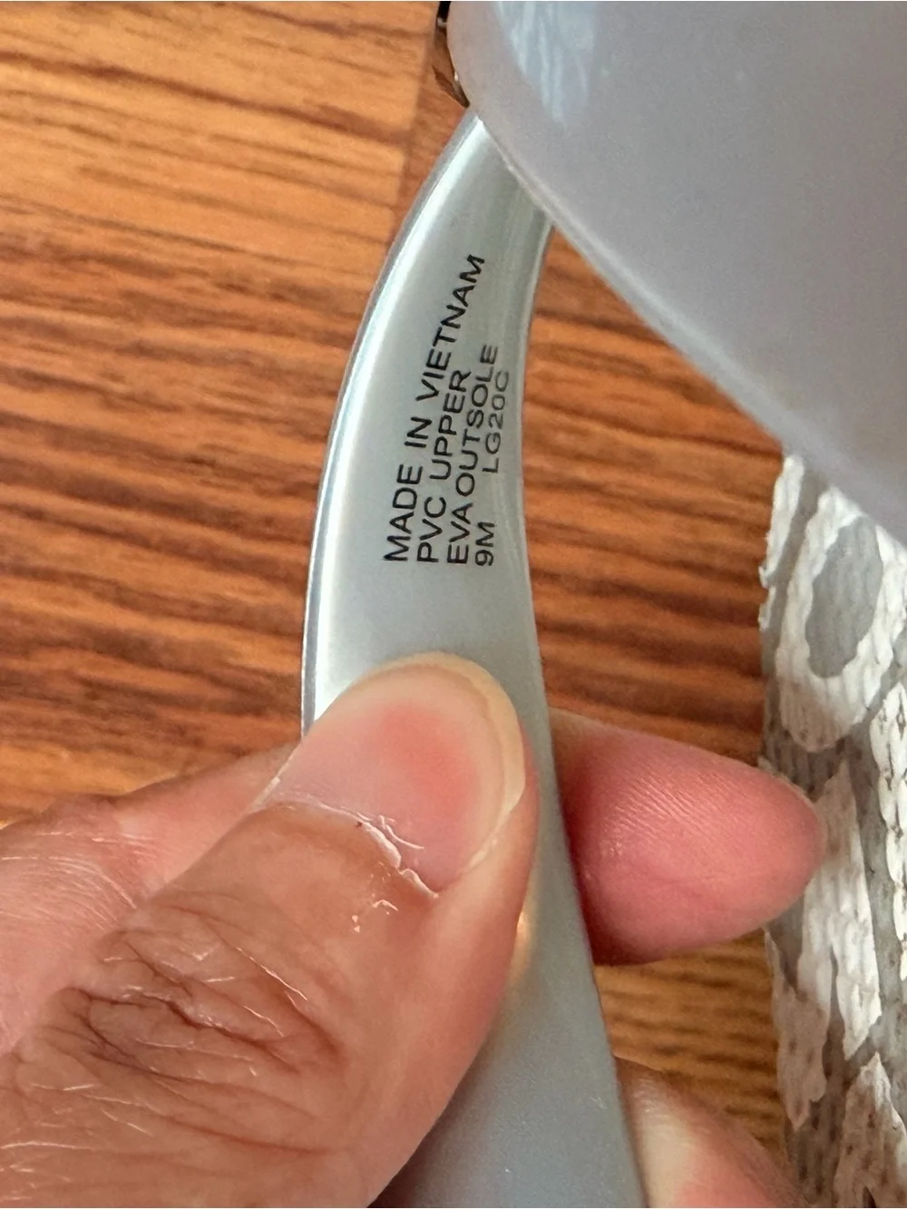 Michael Kors Silver Logo Print Flip Flops Women’s 9